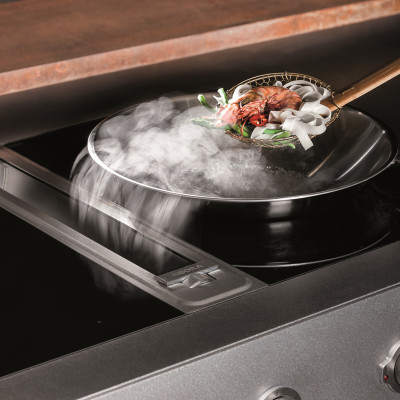 BORA_Wok_kochen