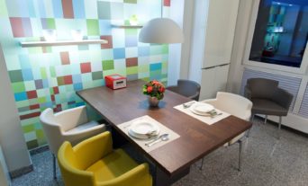 design-kueche-kuechenblock-granit-weiss-berbel-dunstabzug-bunt-14_thumb