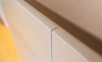 granit-kueche-weiss-design-miele-kuechengeraete-neff_030_th