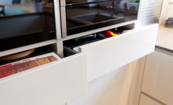 Schubladen unter Backofen Neff