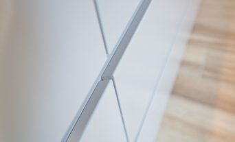 leicht-kueche-grau-grifflos-kochinsel-19_thumb