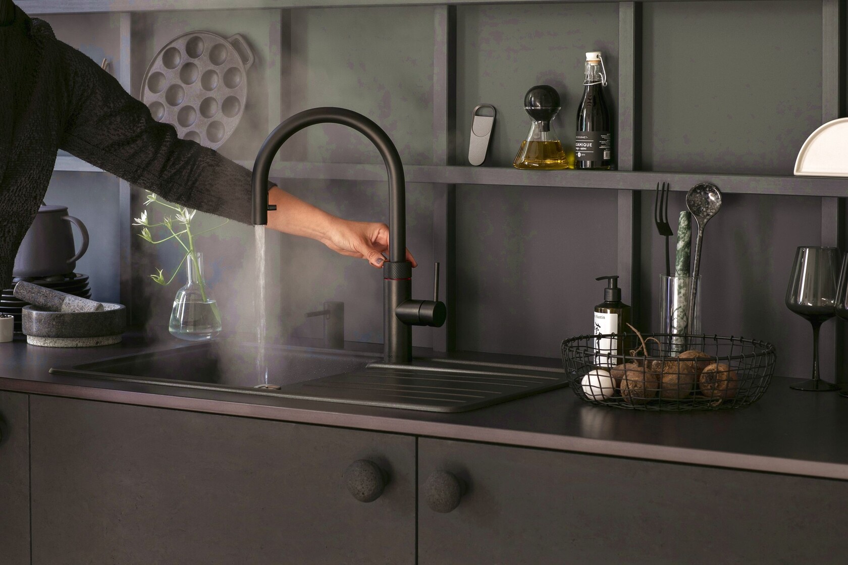 Quooker Flex Wasserhahn Armatur Kueche Pro3 Cube Combi Flex Schwarz Kochendwasser