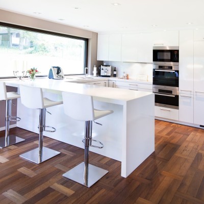 weiss-hochglanz-kueche-modern-miele-kuechenhaus_49
