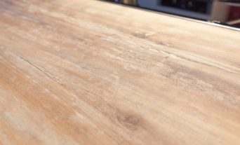 weiss-holz-kueche-griff-kochinsel-induktion_054_thumb
